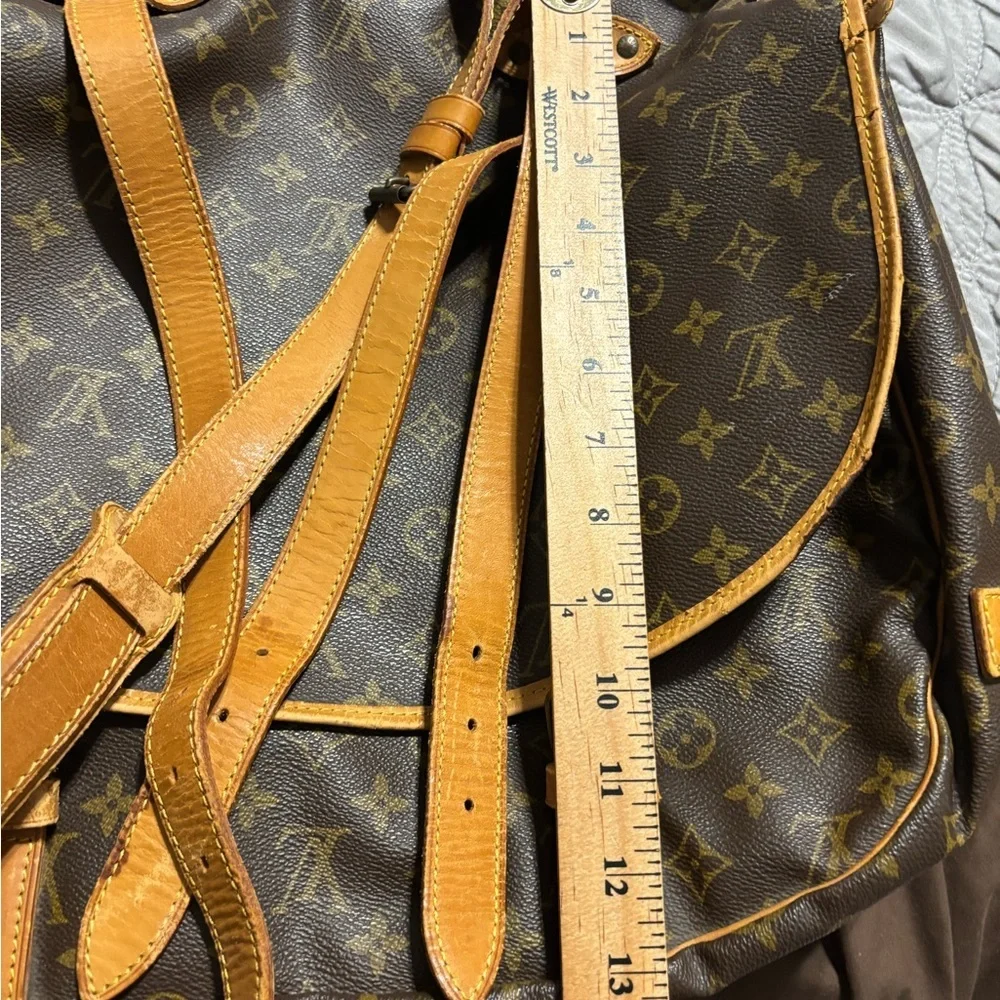Louise Vuitton Large Saddle Bag Good Condition Great Corners Clean with COA